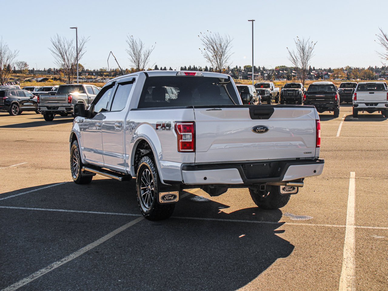 2019 Ford F-150 XLT 4WD SuperCrew 5.5' Box White Sherwood Park - photo #5