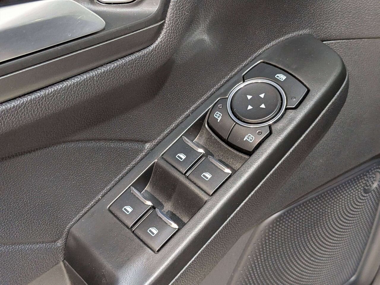 2025 Ford Escape PHEV FWD Grey Val-David - photo #35