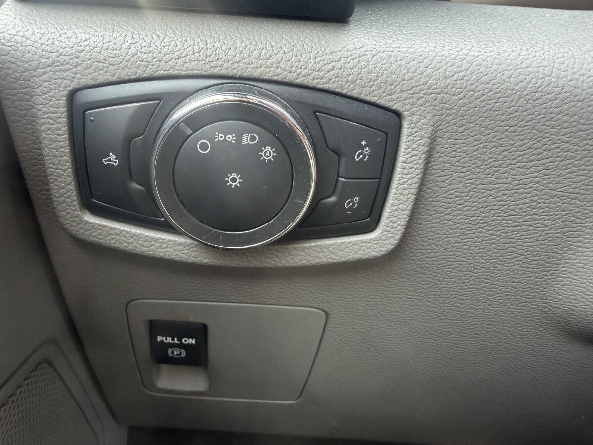 Ford F-150 2016 Gris  - photo #11