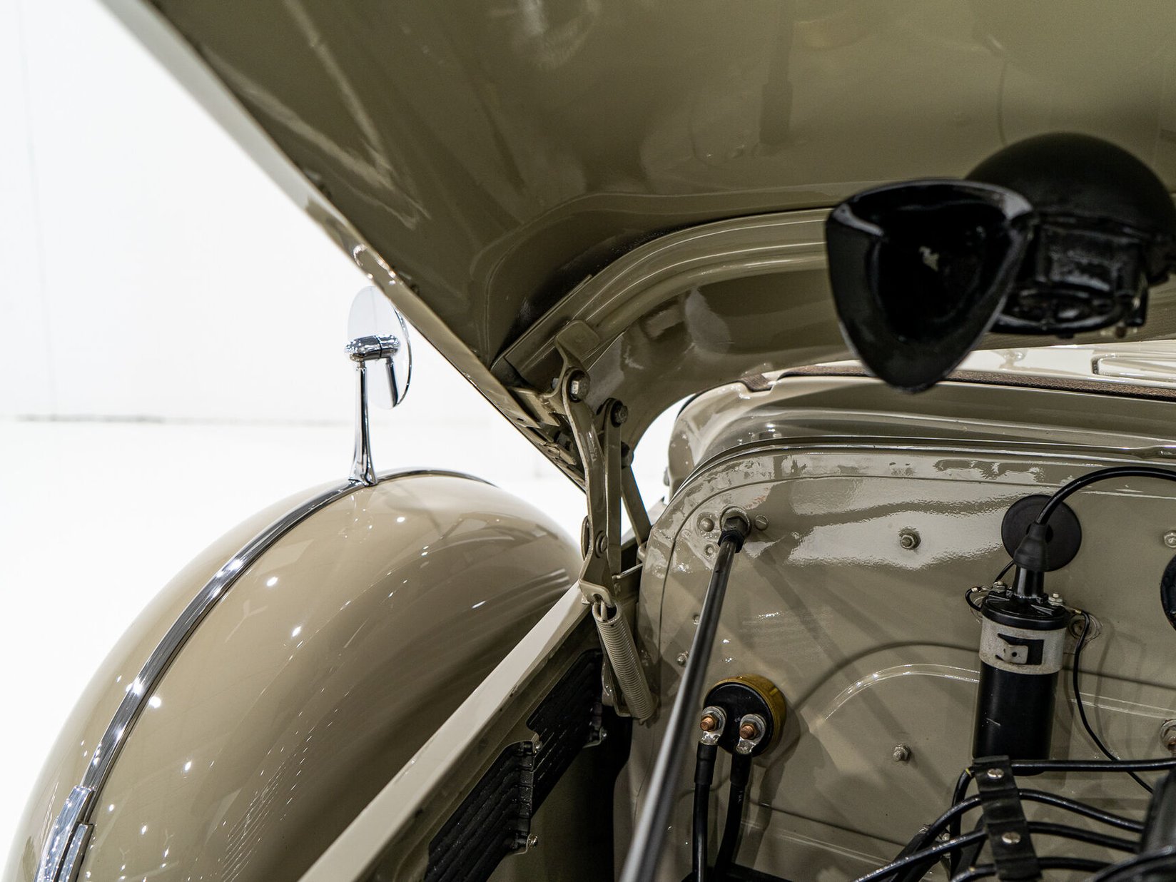 Cadillac Series 75 1 of 27 built. Former CCCA National first prize winner *PRICE IN USD* 1939 Brun Montréal - photo #53