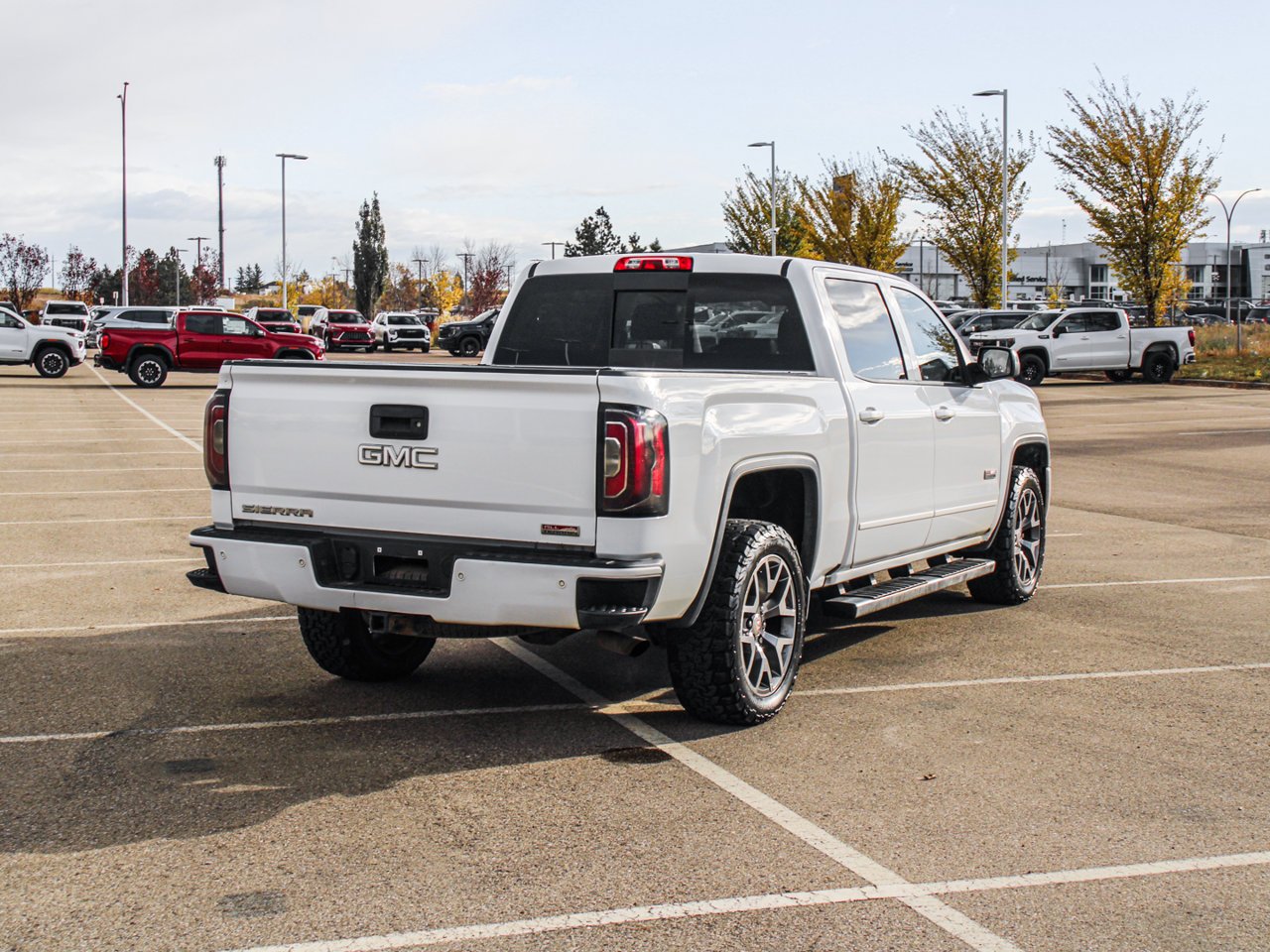2016 GMC Sierra 1500 4WD Crew Cab 143.5 SLT White Sherwood Park - photo #8