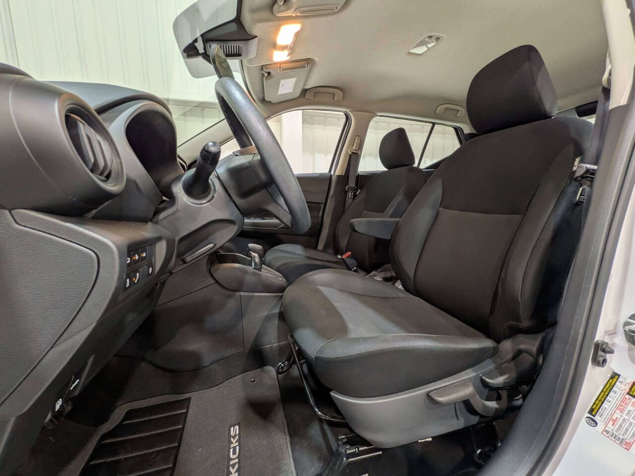 Nissan Kicks S FWD 2024 Blanc Val-David - photo #1