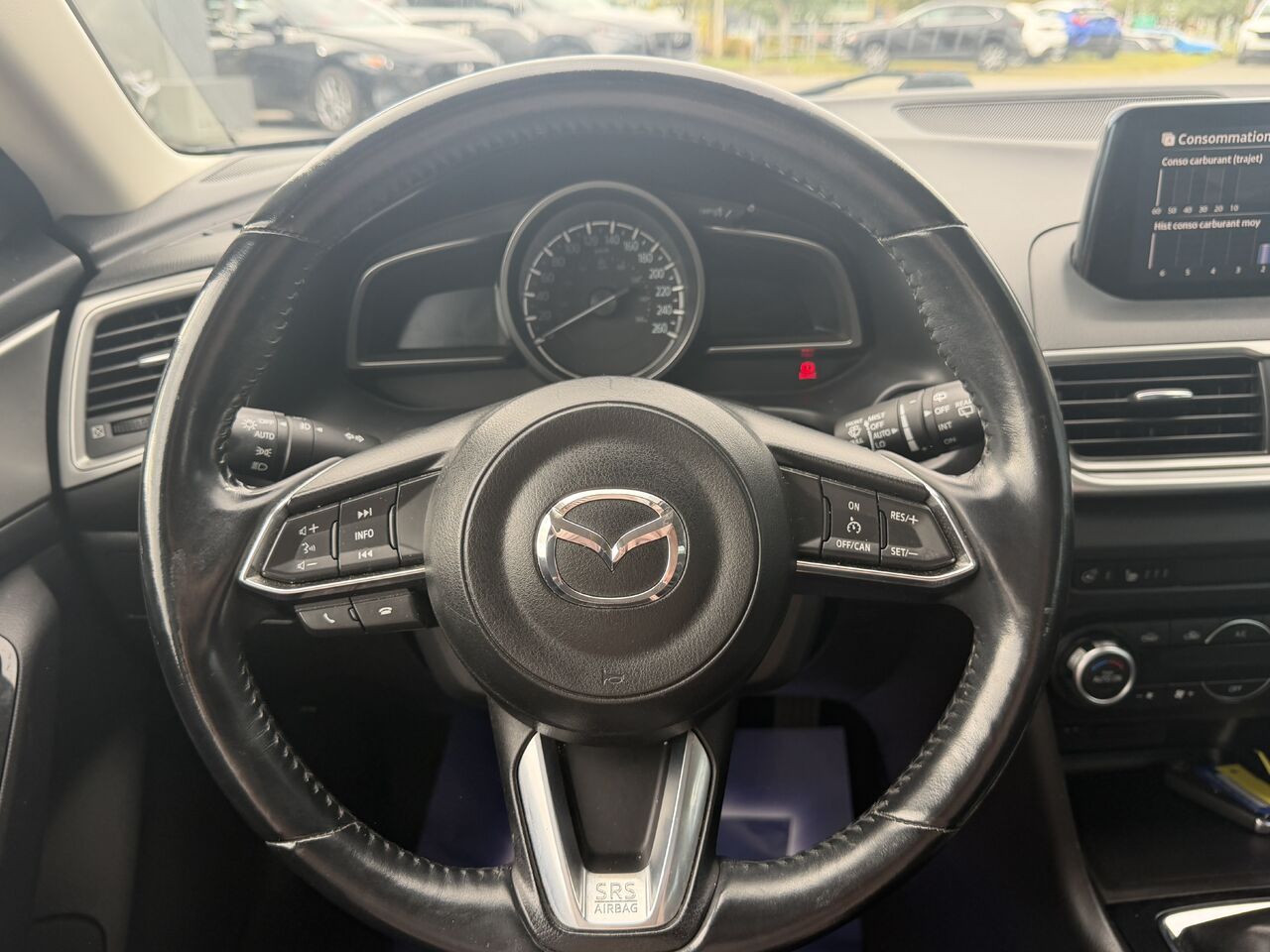 Photo 14 — Mazda Mazda3 2017