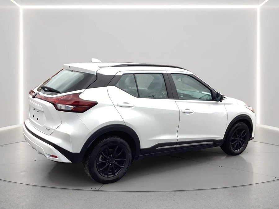 2024 NISSAN KICKS SR SR TA White