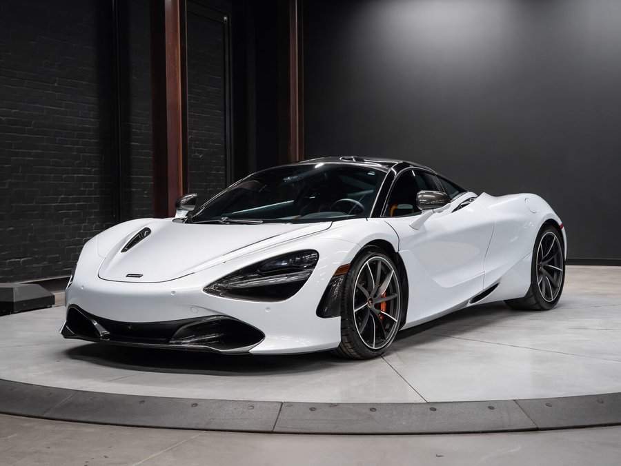 2018 McLaren 720S 2018 White