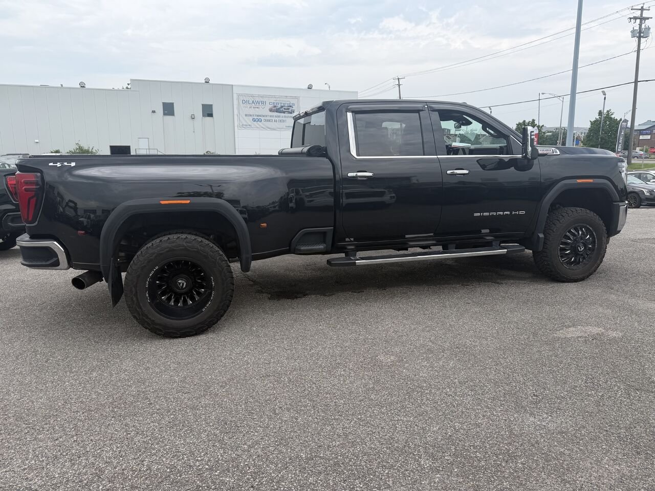 2025 GMC SIERRA K3500 SLT SLT cabine multiplace 4RM 172 po Black Gatineau - photo #16
