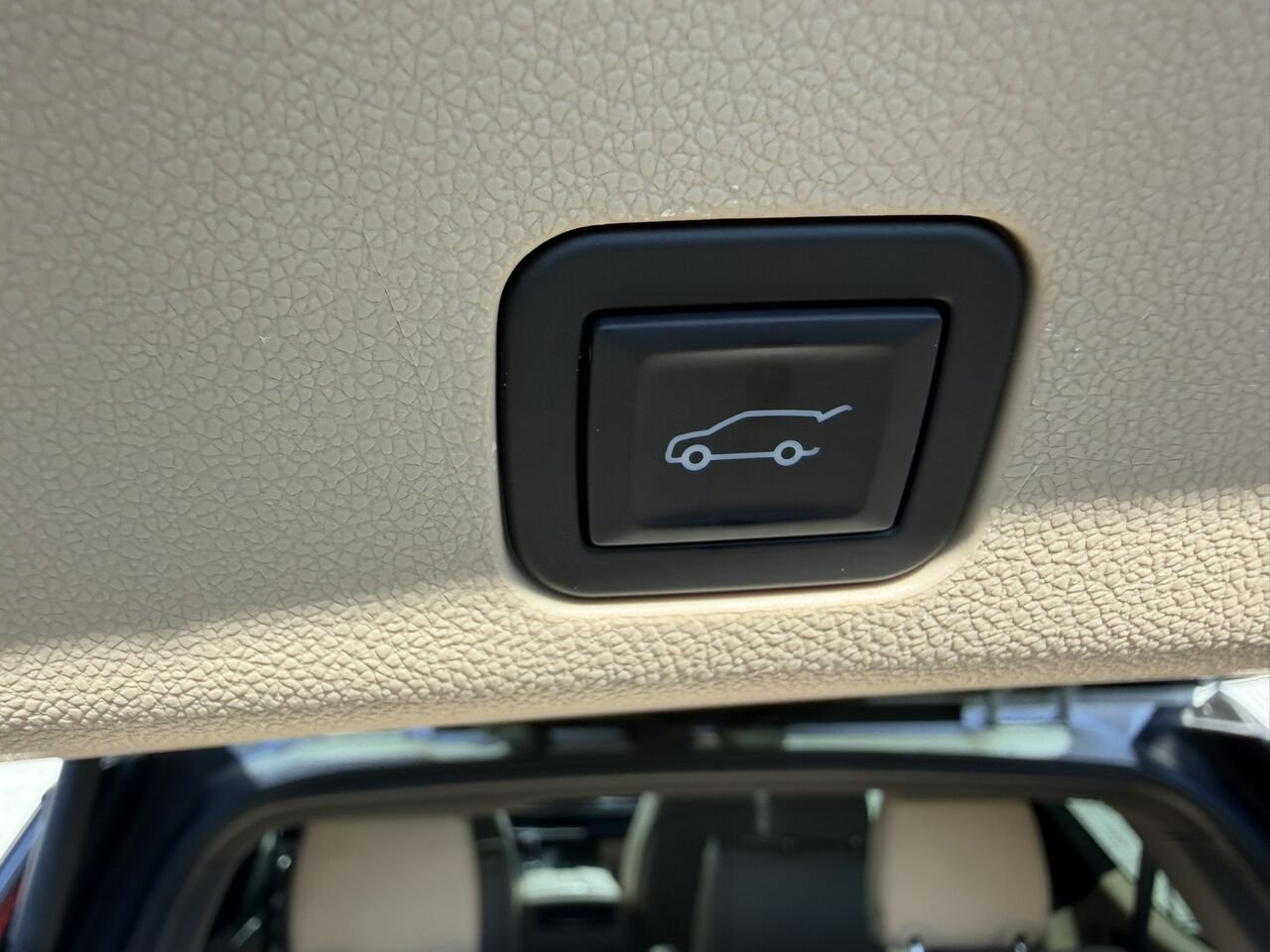 2023 Cadillac Escalade PREMIUM LUXURY AWD FINANCEMENT À PARTIR 3.99% White Laval - photo #26