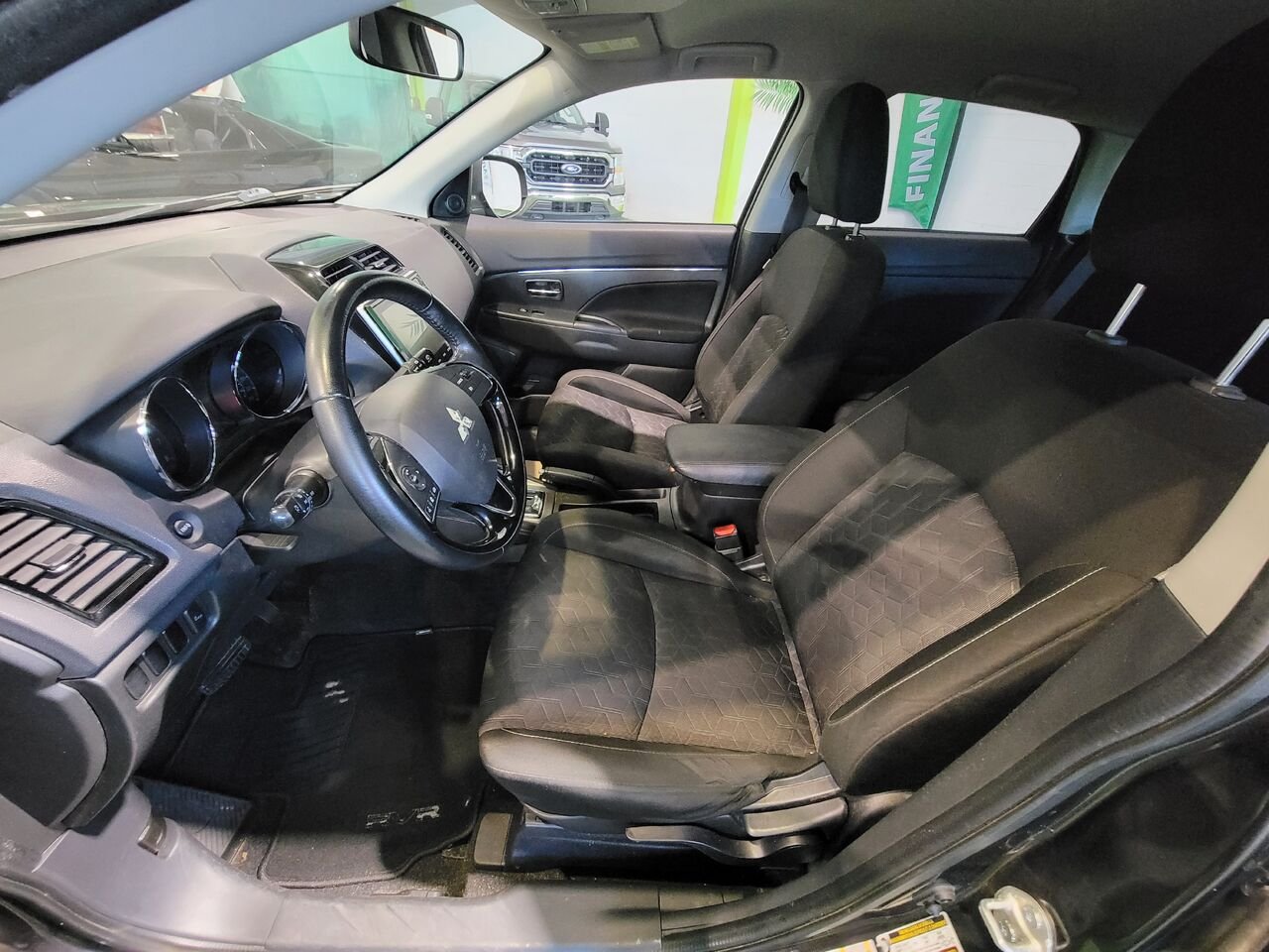 2020 Mitsubishi RVR Brown  - photo #10
