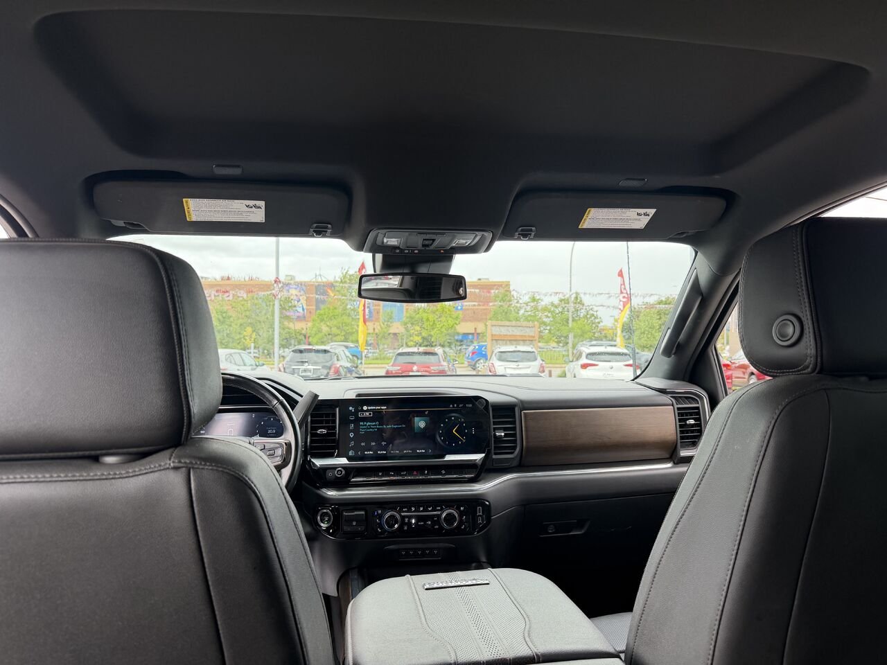 2024 CHEVROLET SILVERADO K3500 HIGH CTRY High Country cabine multiplace 4RM 172 po Black Gatineau - photo #17
