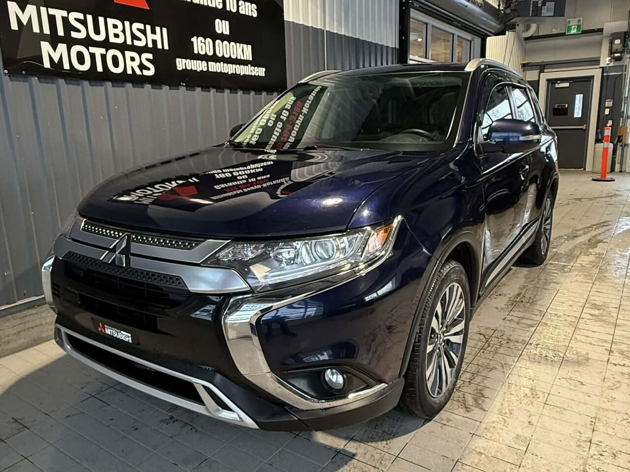 2020 Mitsubishi Outlander Blue Rouyn-Noranda - photo #0
