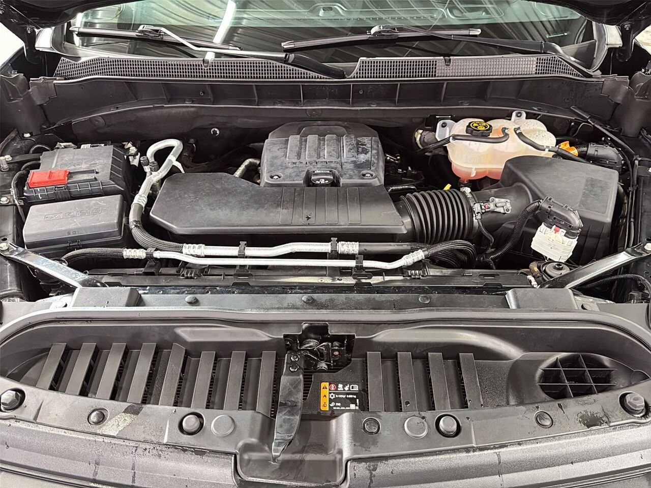 Chevrolet Silverado 1500 Custom cabine multiplace 4RM 147 po 2022 Noir Saint-Hyacinthe - photo #6