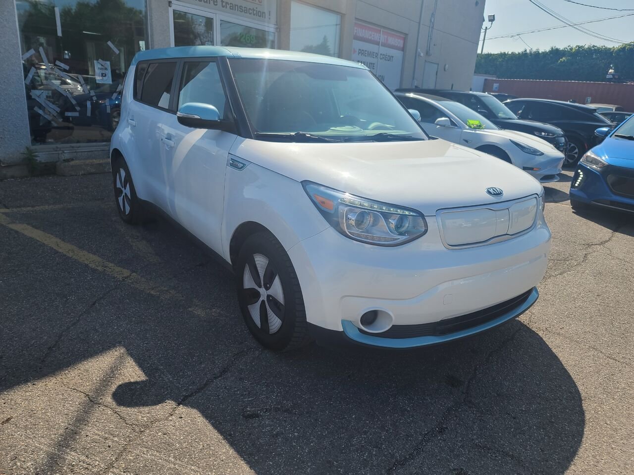 2018 Kia Soul EV White  - photo #6