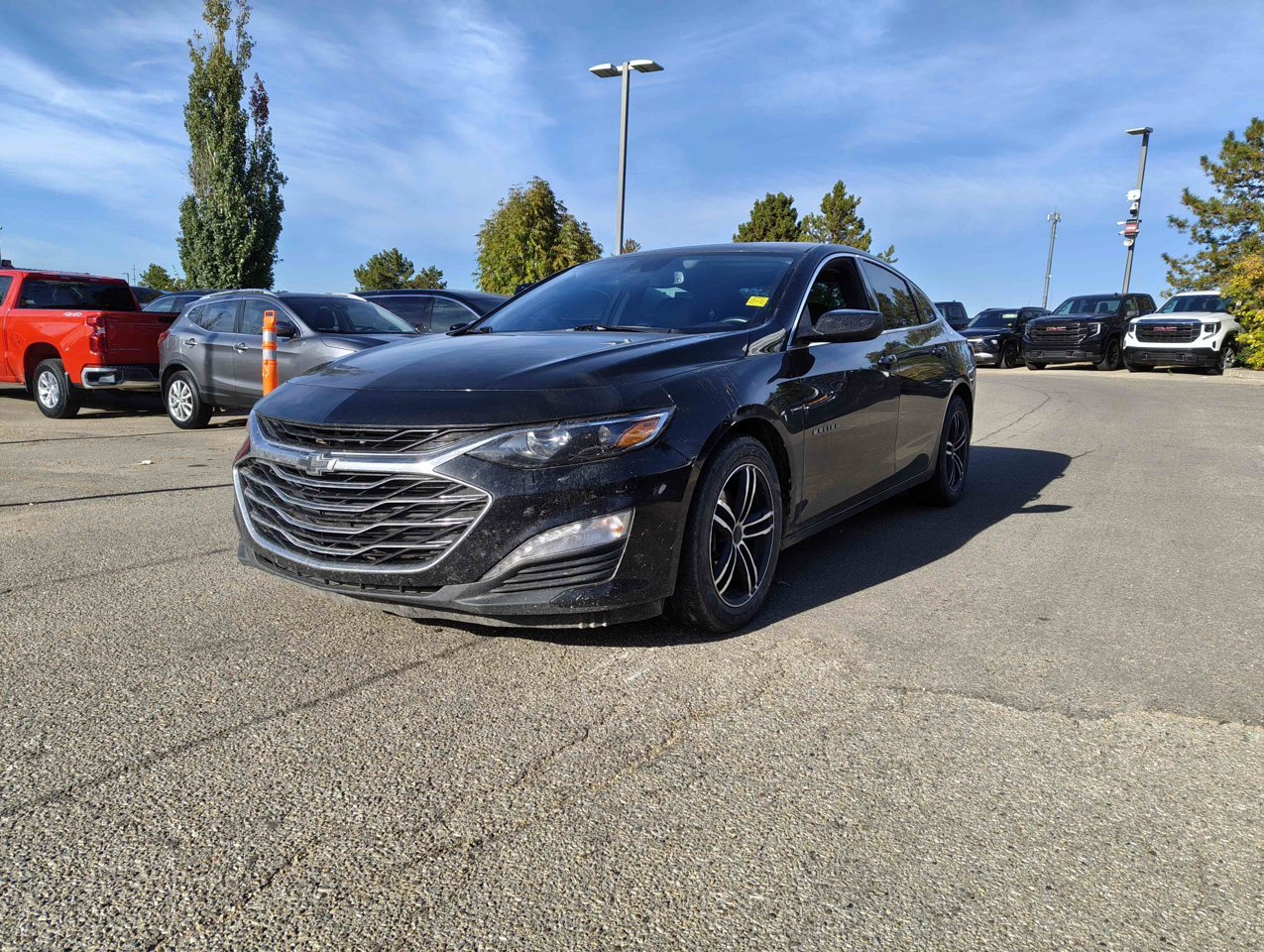 2019 Chevrolet Malibu 4dr Sdn LT w/1LT Black Sherwood Park - photo #3
