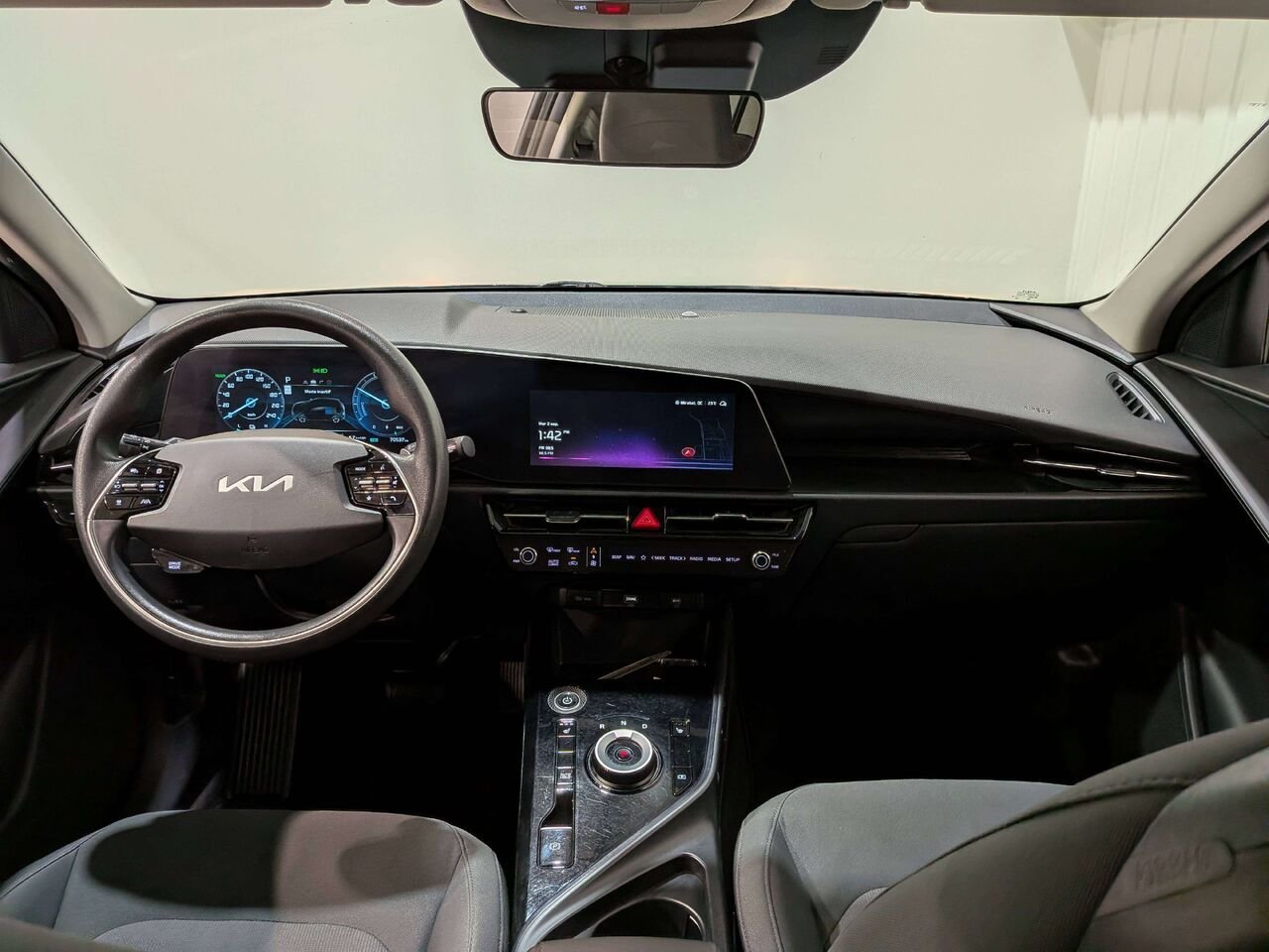2024 Kia Niro EV Wind FWD Grey Val-David - photo #12