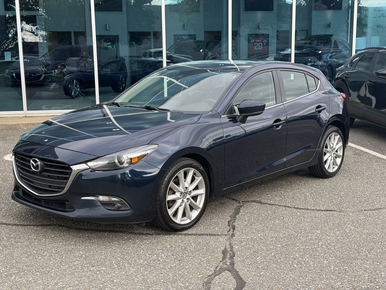 2017 Mazda Mazda3 Blue Ste-Marie - photo #0
