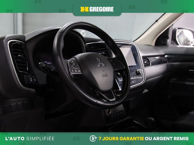 2020 Mitsubishi Outlander Grey Blainville - photo #8