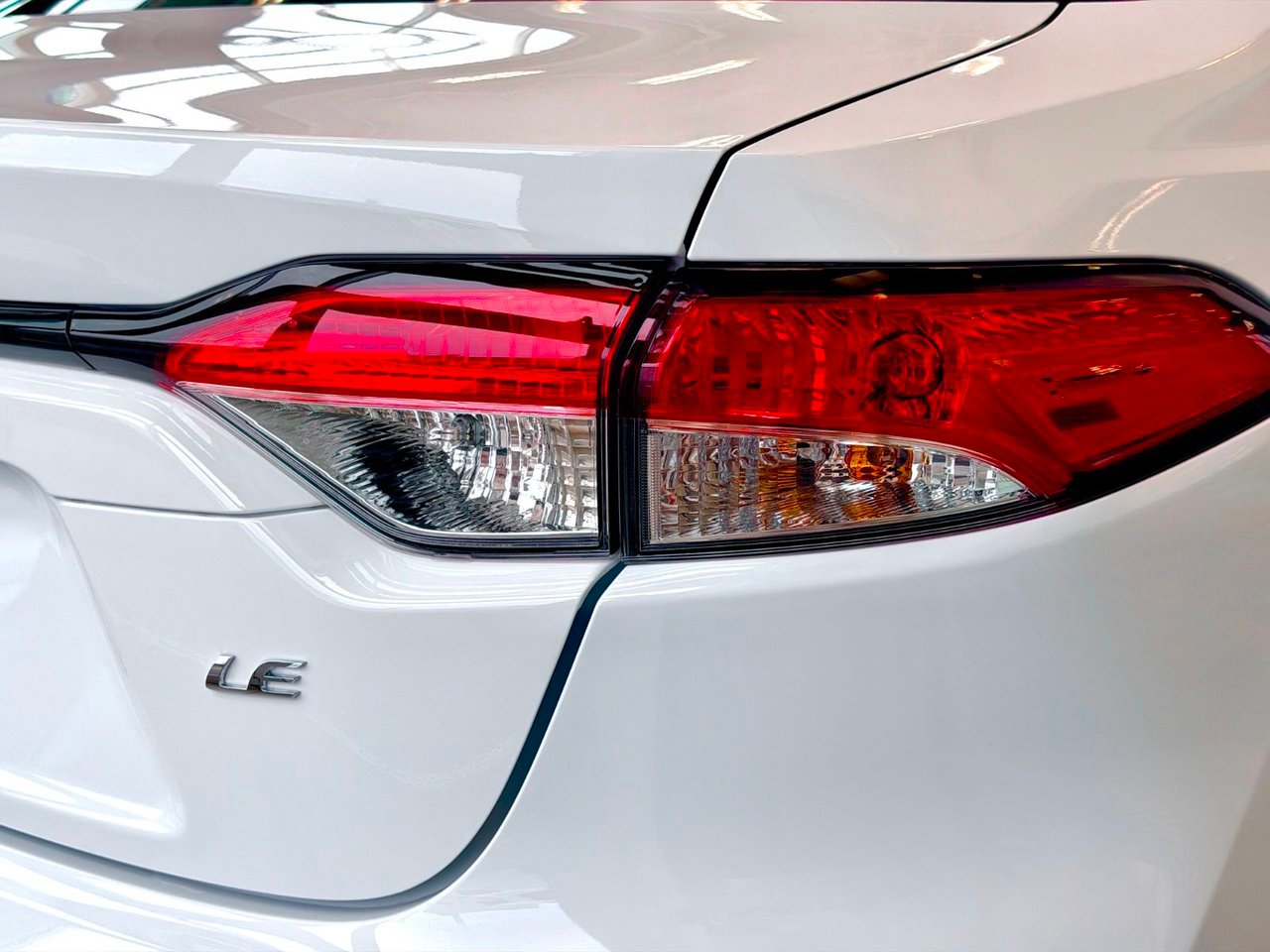 Toyota Corolla 2022 Blanc Notre-Dame-des-Prairies - photo #10