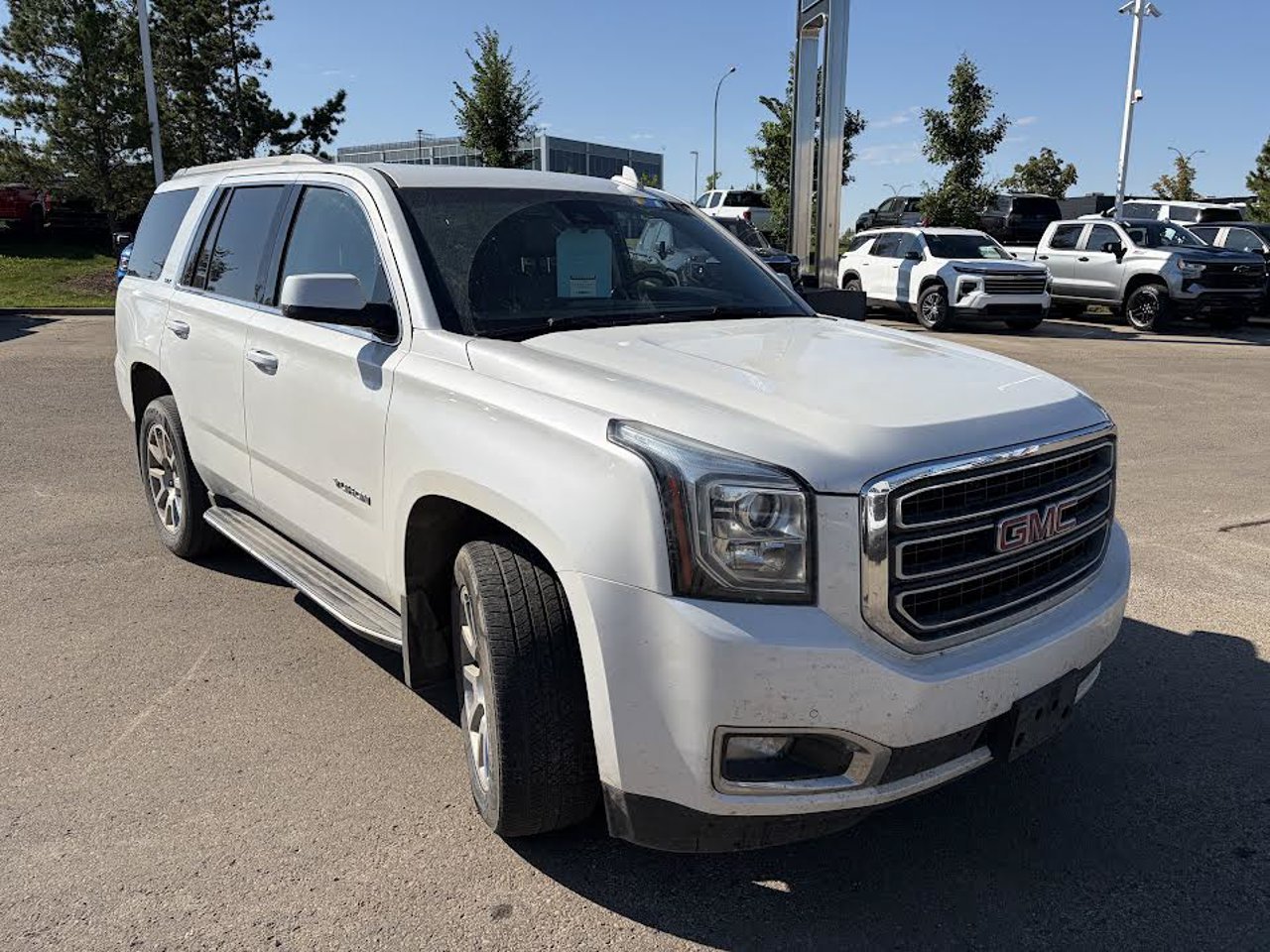 2017 GMC Yukon 4WD 4dr SLT White Sherwood Park - photo #2