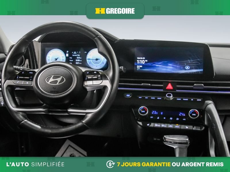 2025 Hyundai Elantra White Saint-Léonard - photo #17
