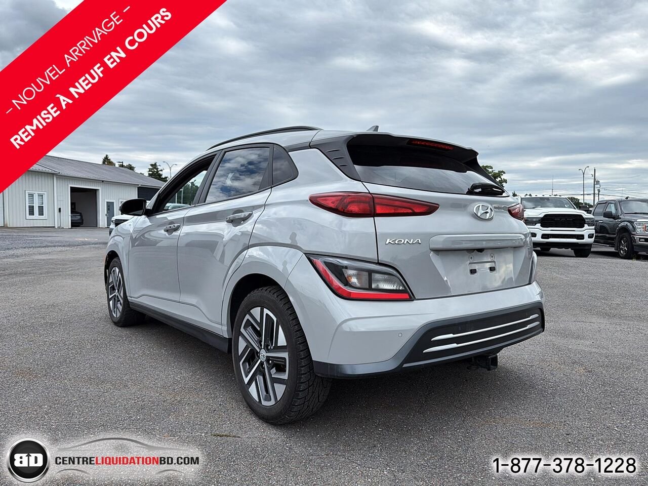 Hyundai Kona électrique Preferred | 2023 Gris Granby - photo #9