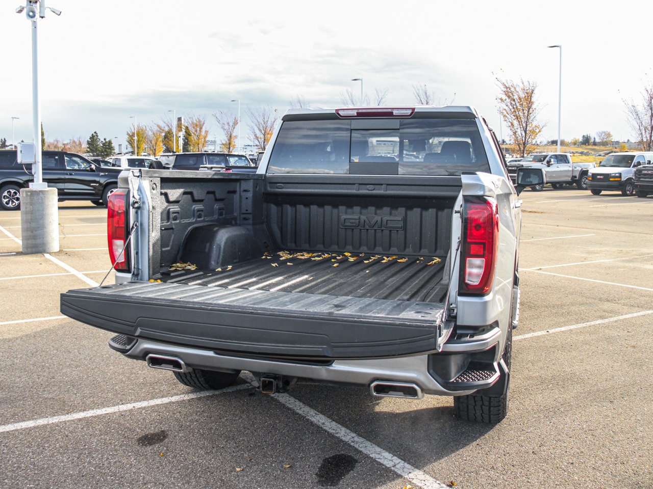 2024 GMC Sierra 1500 4WD Crew Cab 147 Elevation Grey Sherwood Park - photo #7