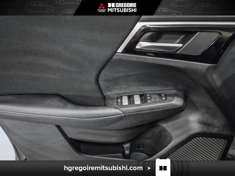 Mitsubishi Outlander PHEV 2025 Gris Blainville - photo #12