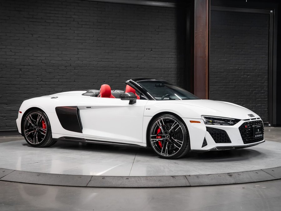 2021 Audi R8 Spyder V10 performance | Carbon Exterior Trim Details | Bang & Olufsen Audio System White