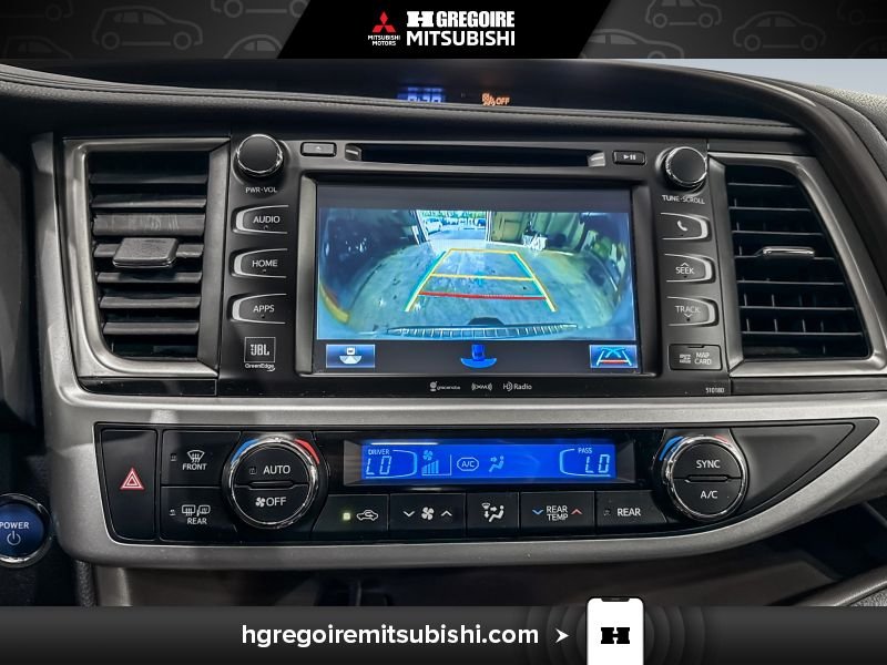 2017 Toyota Highlander HYBD Grey Laval - photo #26