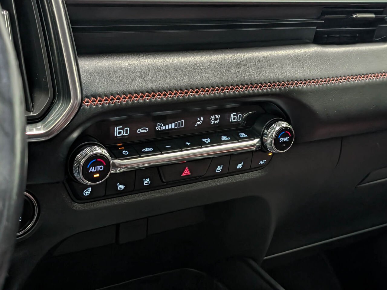 2024 Mazda CX-50 AWD GT Toit Ouvrant Volant et Sièges Chauffants Black Sherbrooke - photo #15
