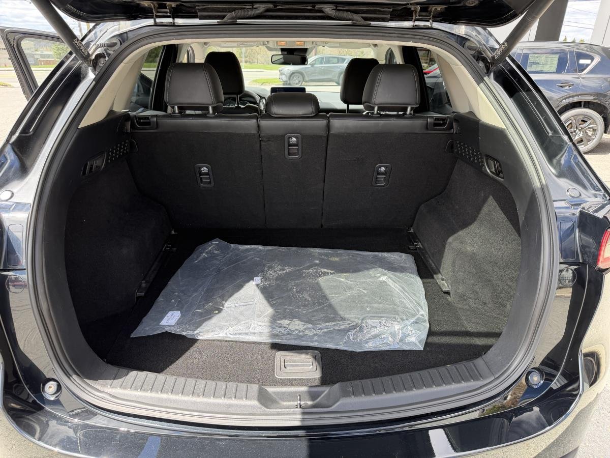 2023 Mazda CX-5 Black Lac Mégantic - photo #11