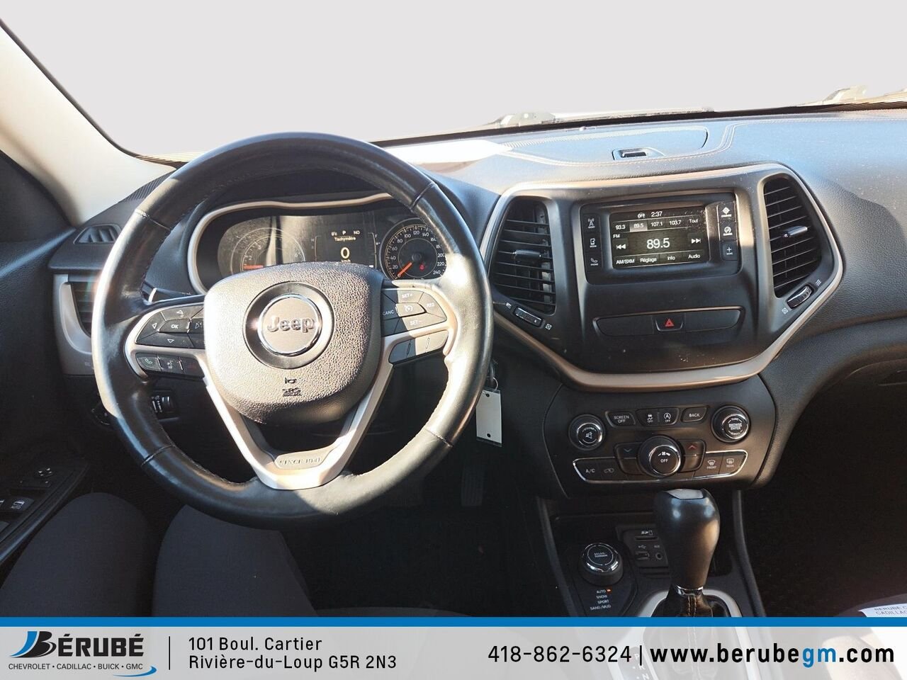 2015 Jeep CHEROKEE 4x4 North White Rivière-du-Loup - photo #10