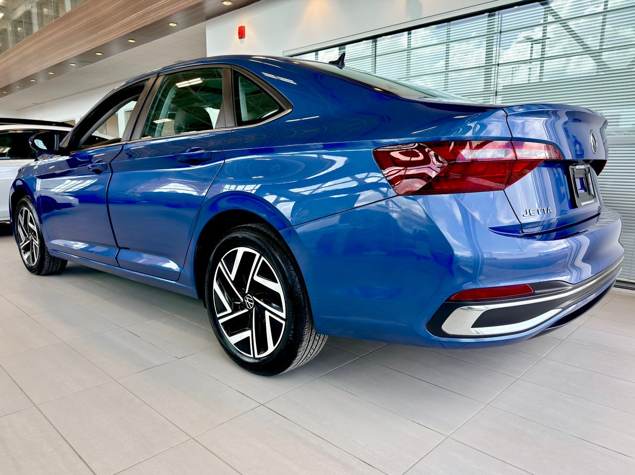 2022 Volkswagen Jetta Blue Notre-Dame-des-Prairies - photo #9