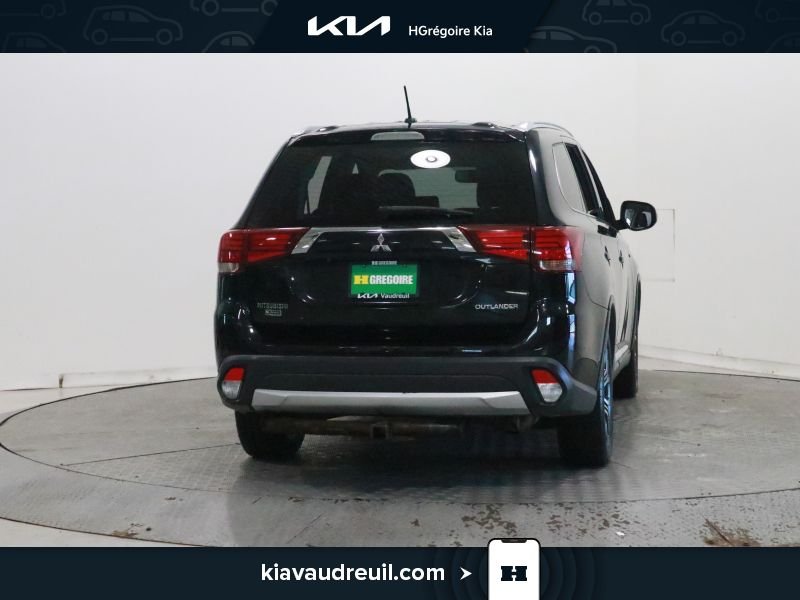 2016 Mitsubishi Outlander Black Blainville - photo #6
