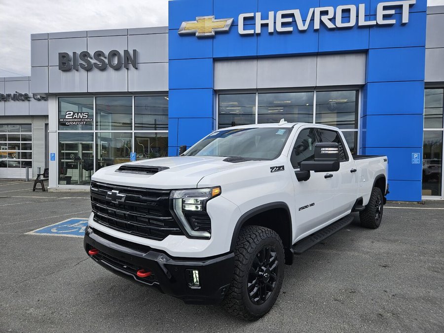 Chevrolet Silverado 2500HD LTZ cabine multiplace 4RM 172 po 2026 Blanc sommet