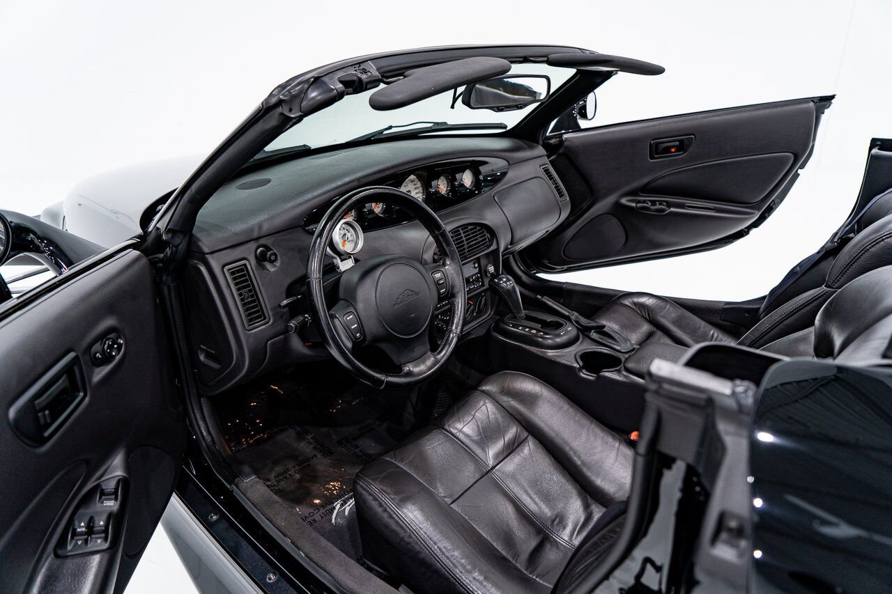 Plymouth Prowler Desirable Black Colour with only 7,611KM (4756mi) from new **PRICE IN USD** 1999 Noir Montréal - photo #8
