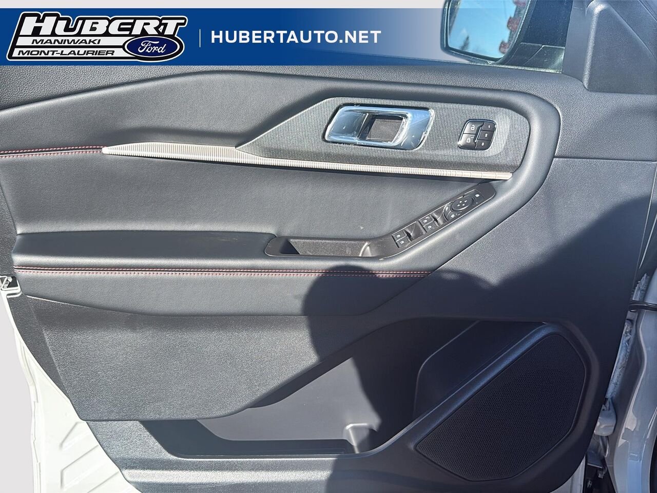 Ford Explorer 2027 Blanc astral métallisé trois couches Mont-Laurier - photo #10
