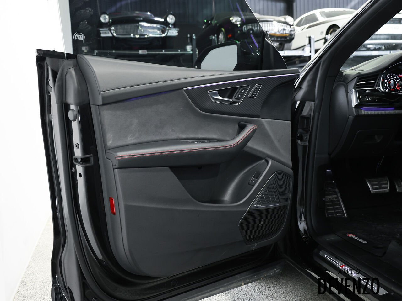 2023 Audi RS Q8 Black Saint-Eustache - photo #14