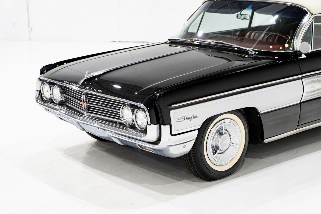 Oldsmobile Starfire Factory A/C. Single repaint and extensive ownership history **PRICE IN USD** 1962 Noir Montréal - photo #34