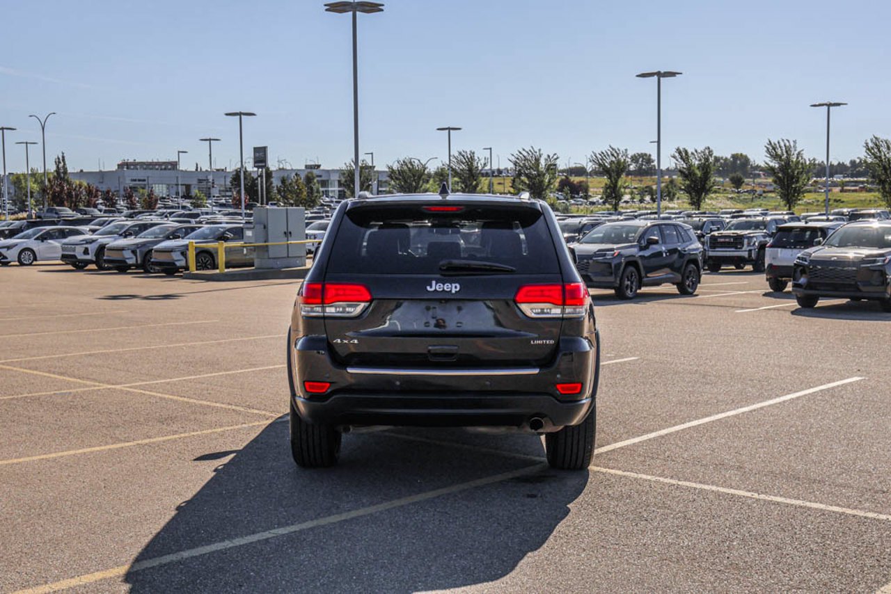 2016 Jeep Grand Cherokee 4WD 4dr Limited Black Sherwood Park - photo #6