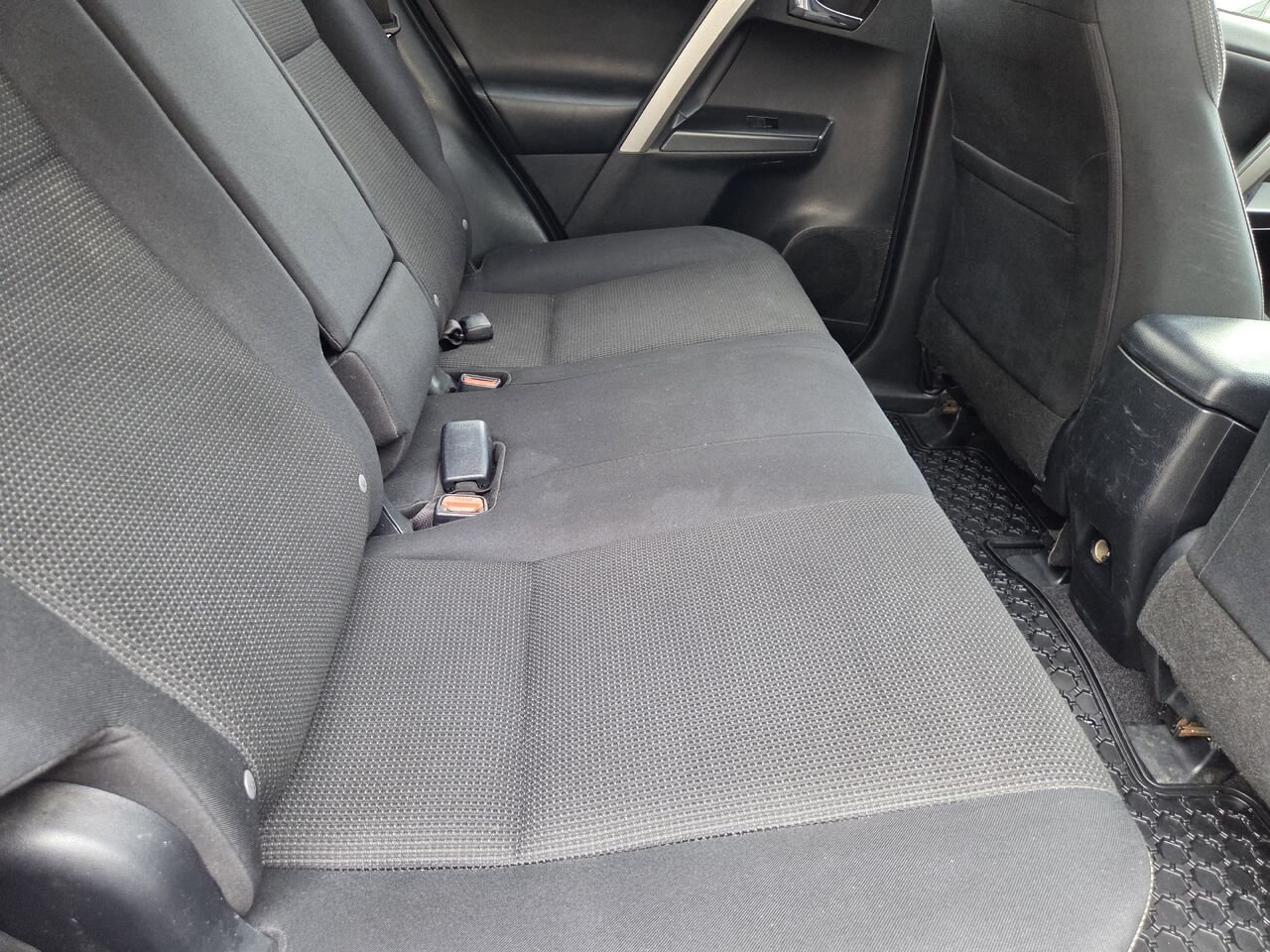 Toyota RAV4 Hybride 2016 Blanc Mont-Laurier - photo #13