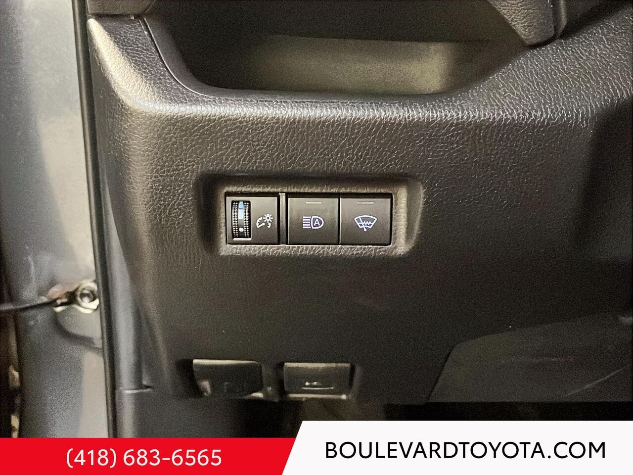 Toyota RAV4 100078A-59 | LE 2021 Gris Québec - photo #10