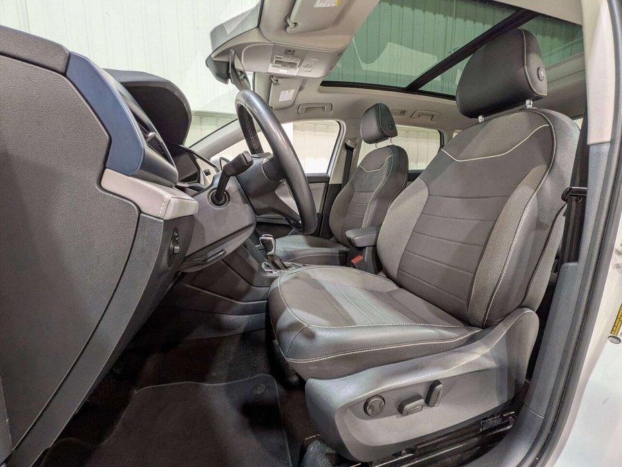 2024 Volkswagen Taos Comfortline FWD White