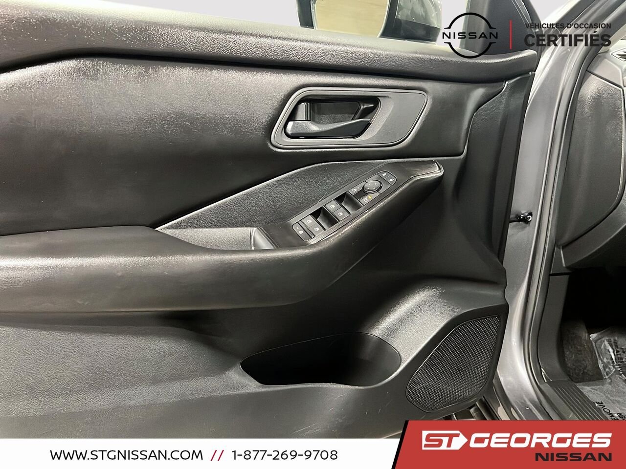 2024 Nissan Rogue Grey Saint-Georges - photo #10