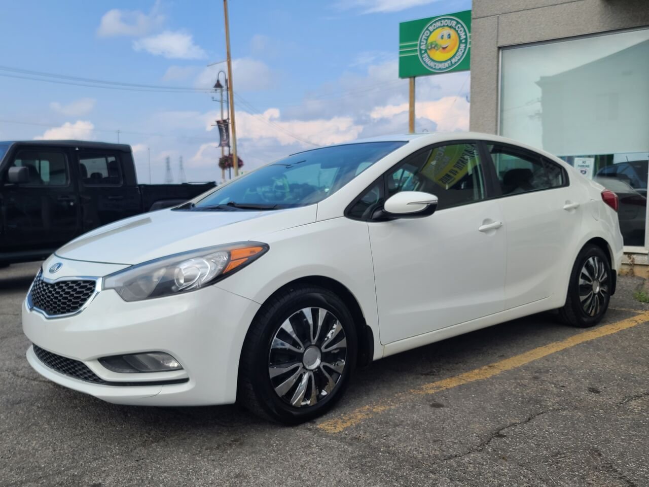 2015 Kia Forte White  - photo #2