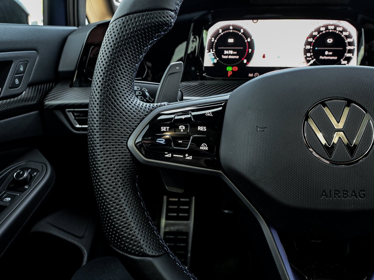 2026 Volkswagen Golf R Black Edition DSG Blue Sherwood Park - photo #24