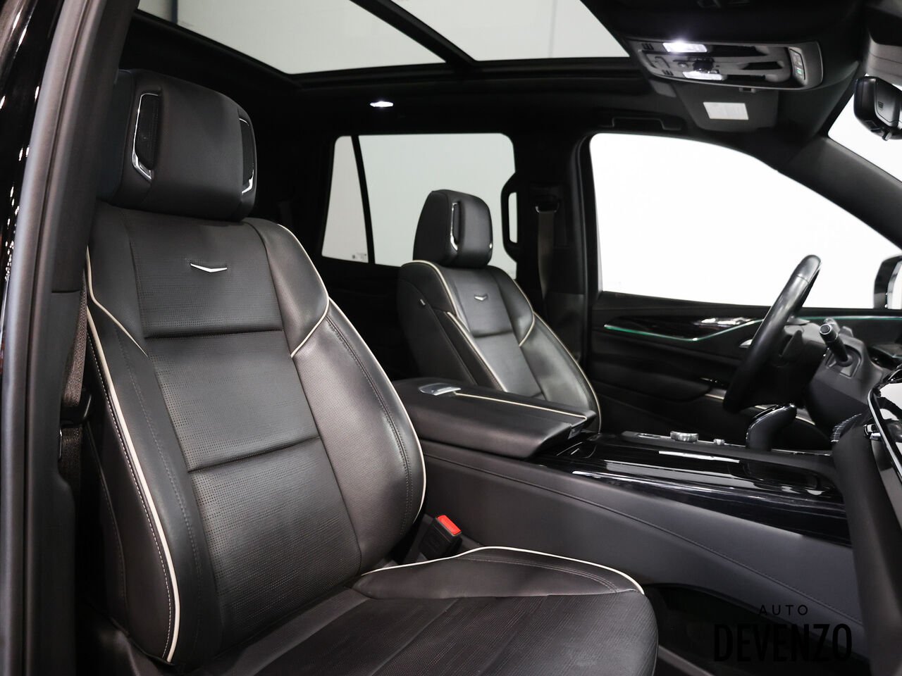 2024 Cadillac Escalade Black Saint-Eustache - photo #7