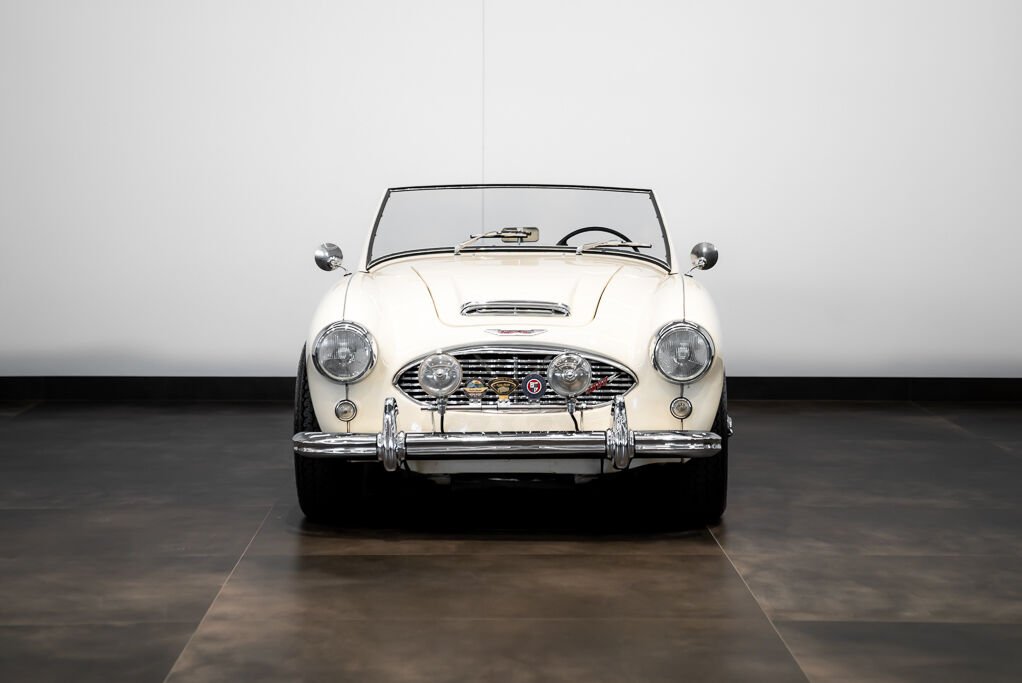 Austin Healey BN7 Mrk 1 1961 Blanc Montréal - photo #1