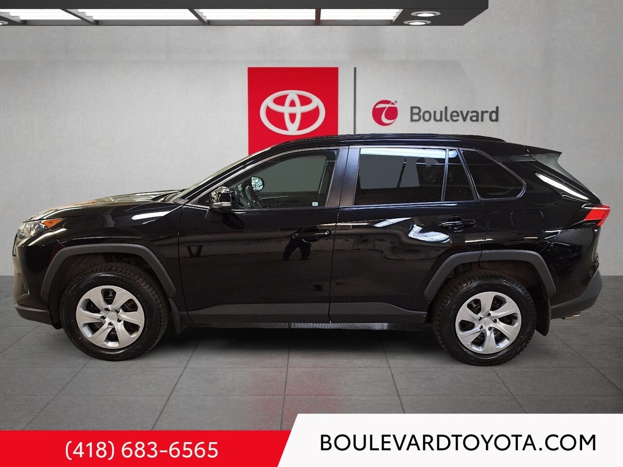 Toyota RAV4 100298A-67 | LE, AWD 2021 Noir Québec - photo #5