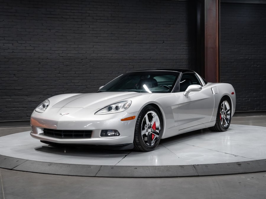 2006 Chevrolet Corvette | Heated Seats | Tinted & Painted Roof Panels | Memory Driver Seat Machine Silver Metallic