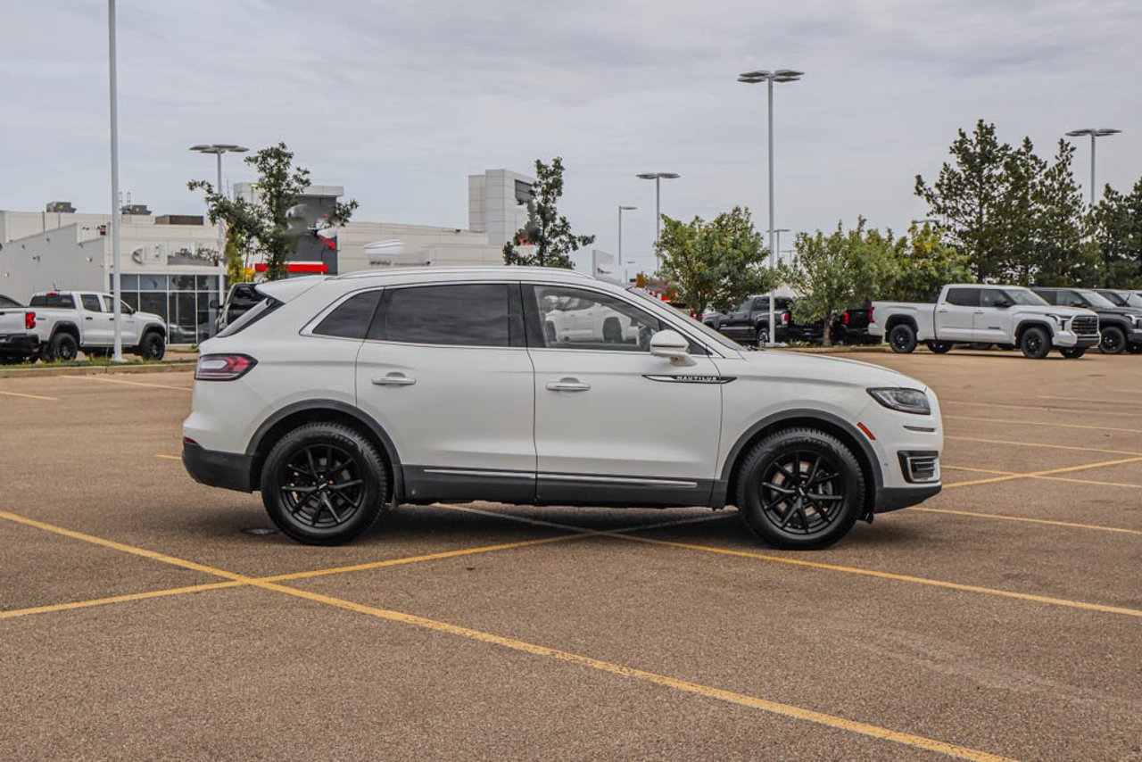 2020 Lincoln Nautilus Reserve AWD White Sherwood Park - photo #10